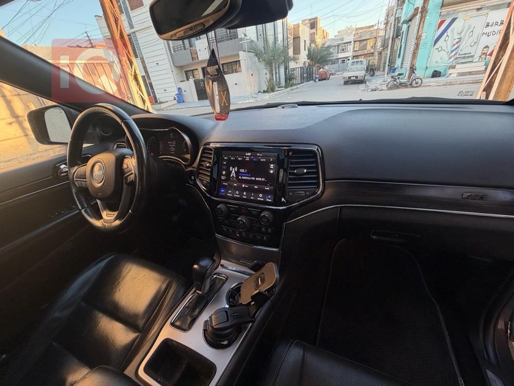 جيب جراند شيروكي